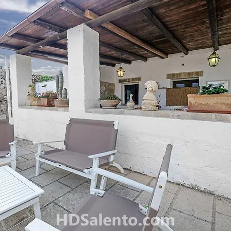 Masseria Macurano B&B 알레사노