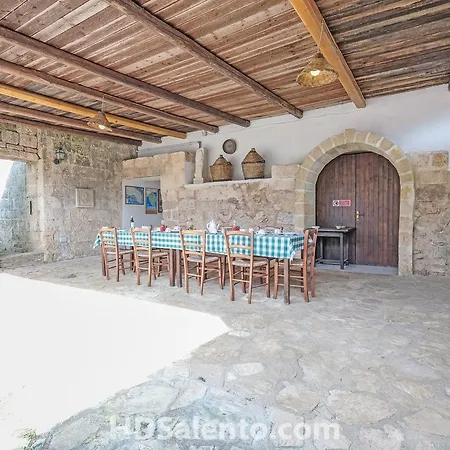Masseria Macurano Bed & Breakfast *